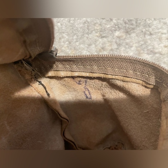 Unbranded Little Tan Fanny Pack Crossbody Purse Zip Closure Minimalist Boho - Picture 5 of 10